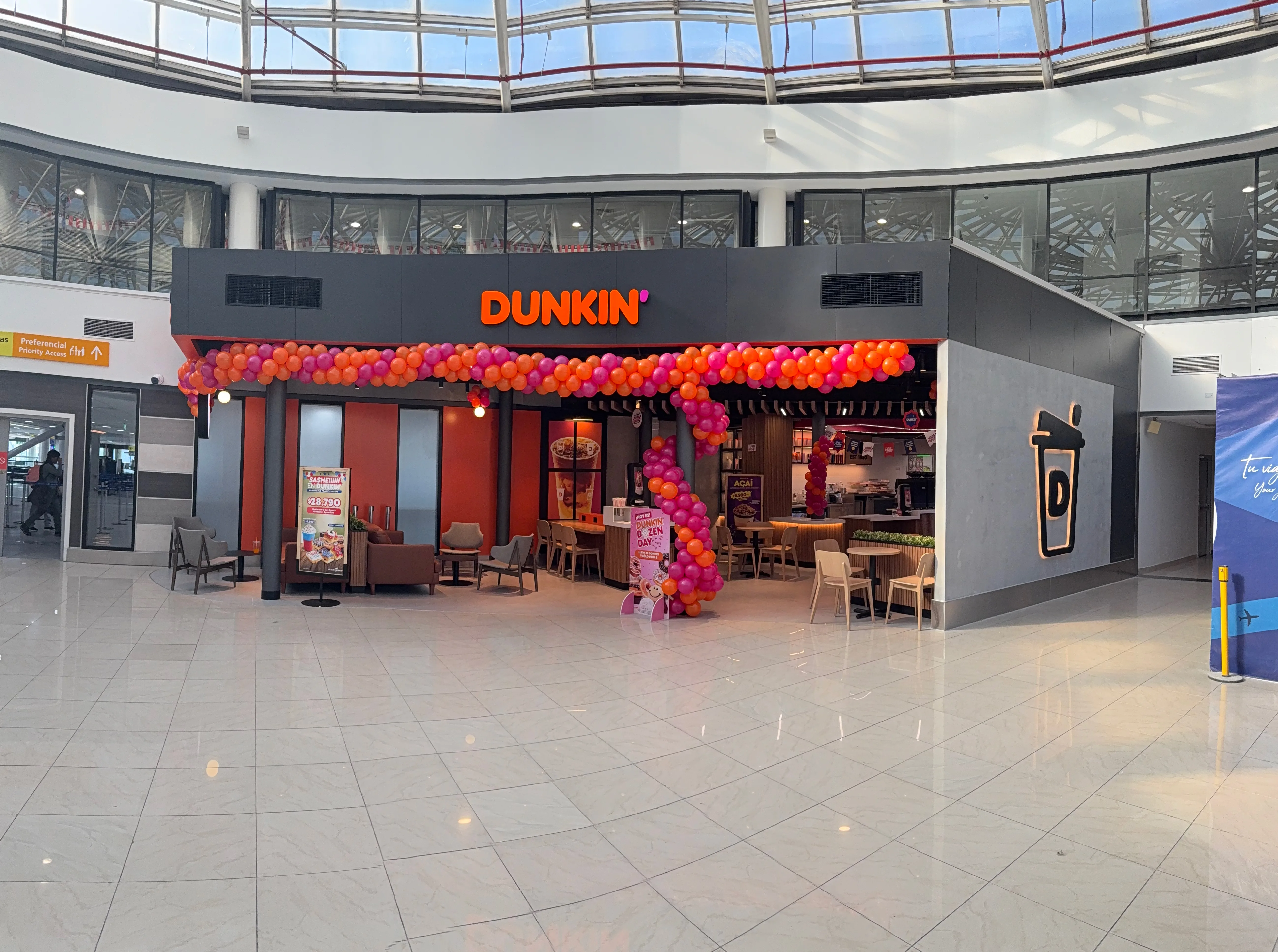 Dunkin' Donuts — C106 AMB
