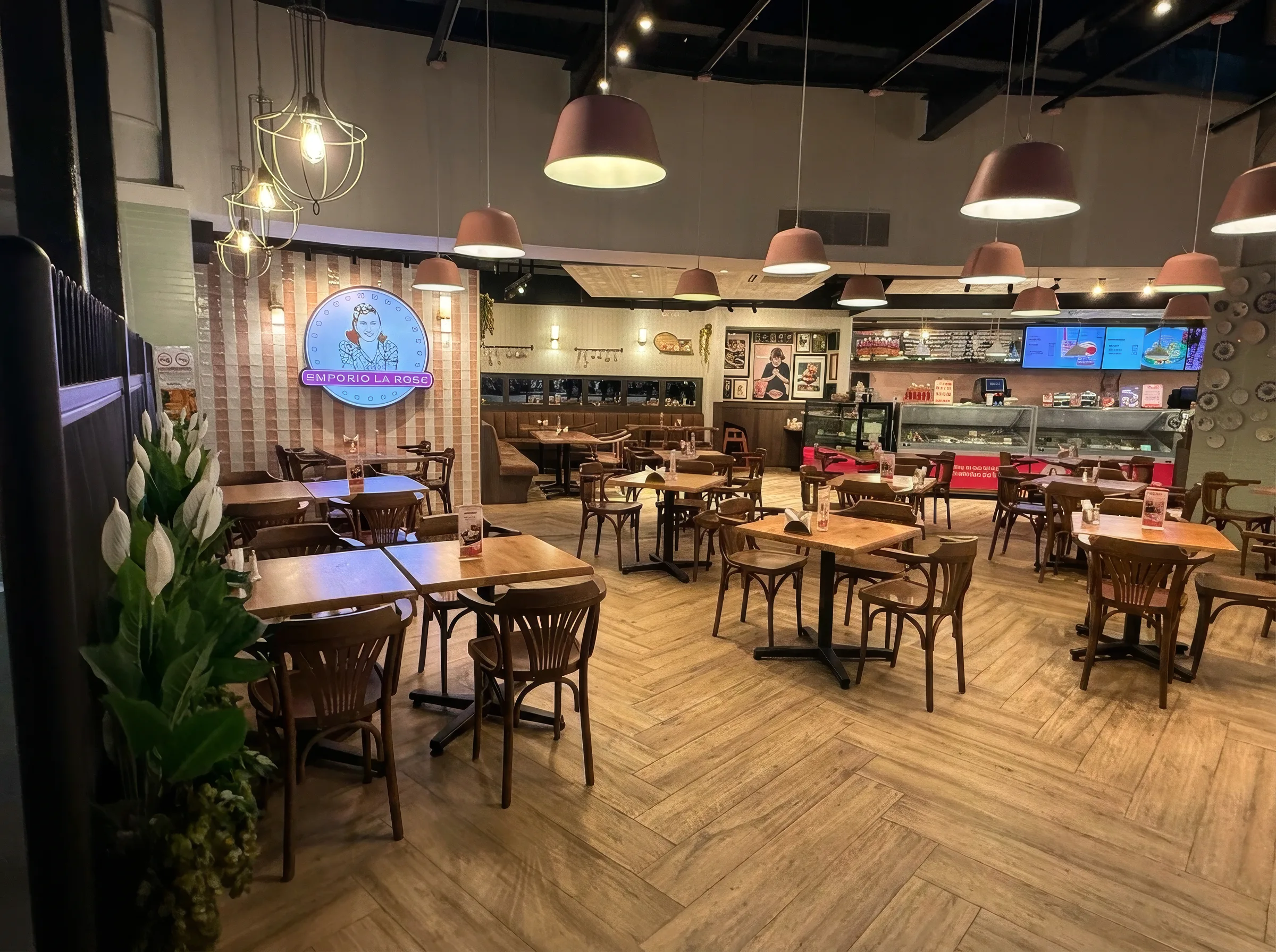 Foodcourt T1M — AMB